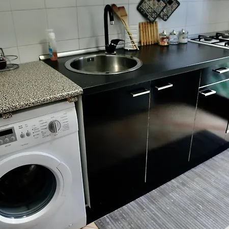 Apartment 4 Four: Relaxing-green-cosy-warm