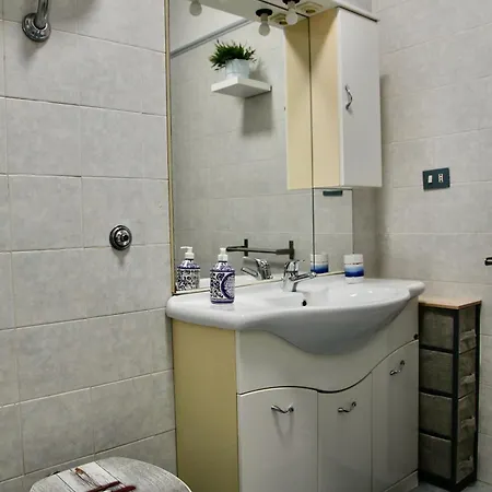 4 Four: Relaxing-green-cosy-warm Apartment *